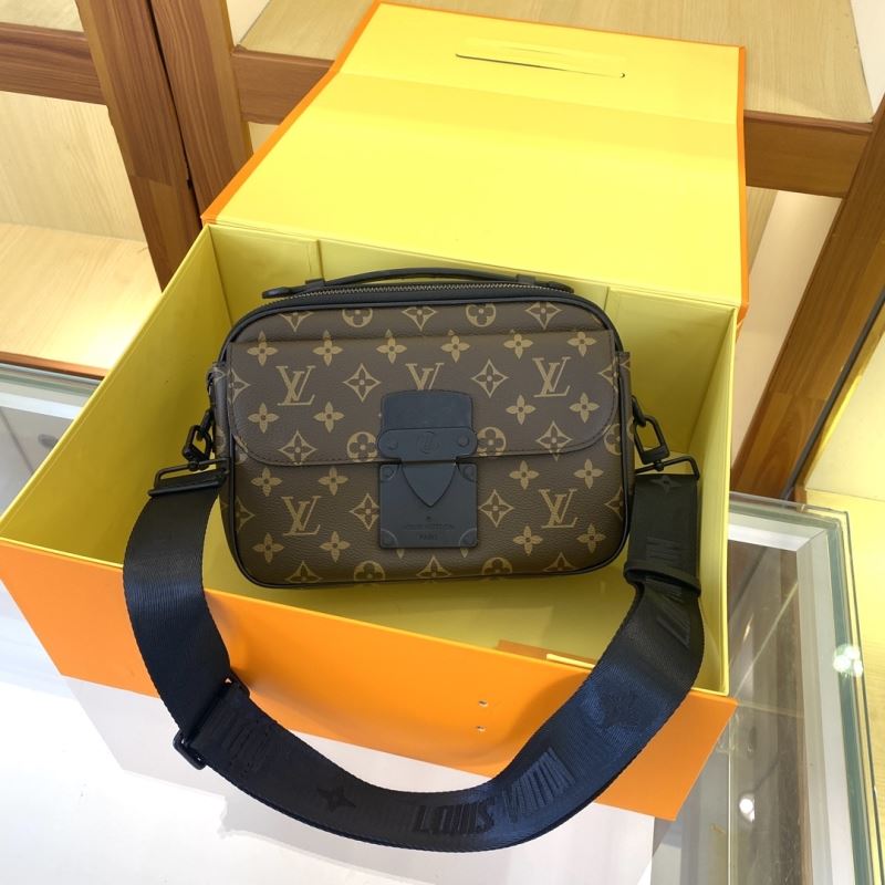 Mens Louis Vuitton Satchel Bags